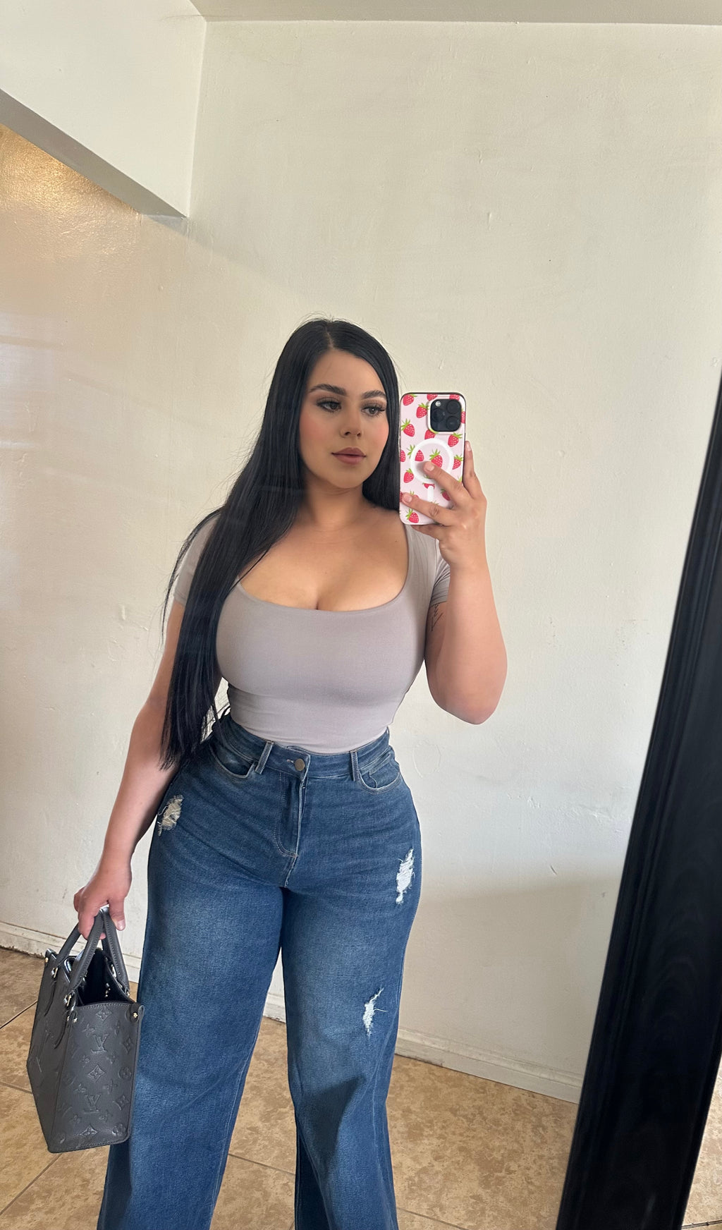 Bell bottom distressed Jean