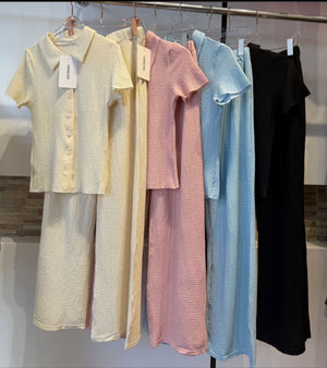 Crinkled set