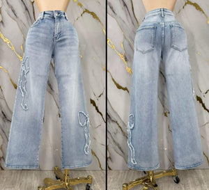 Coqueta light wash jean