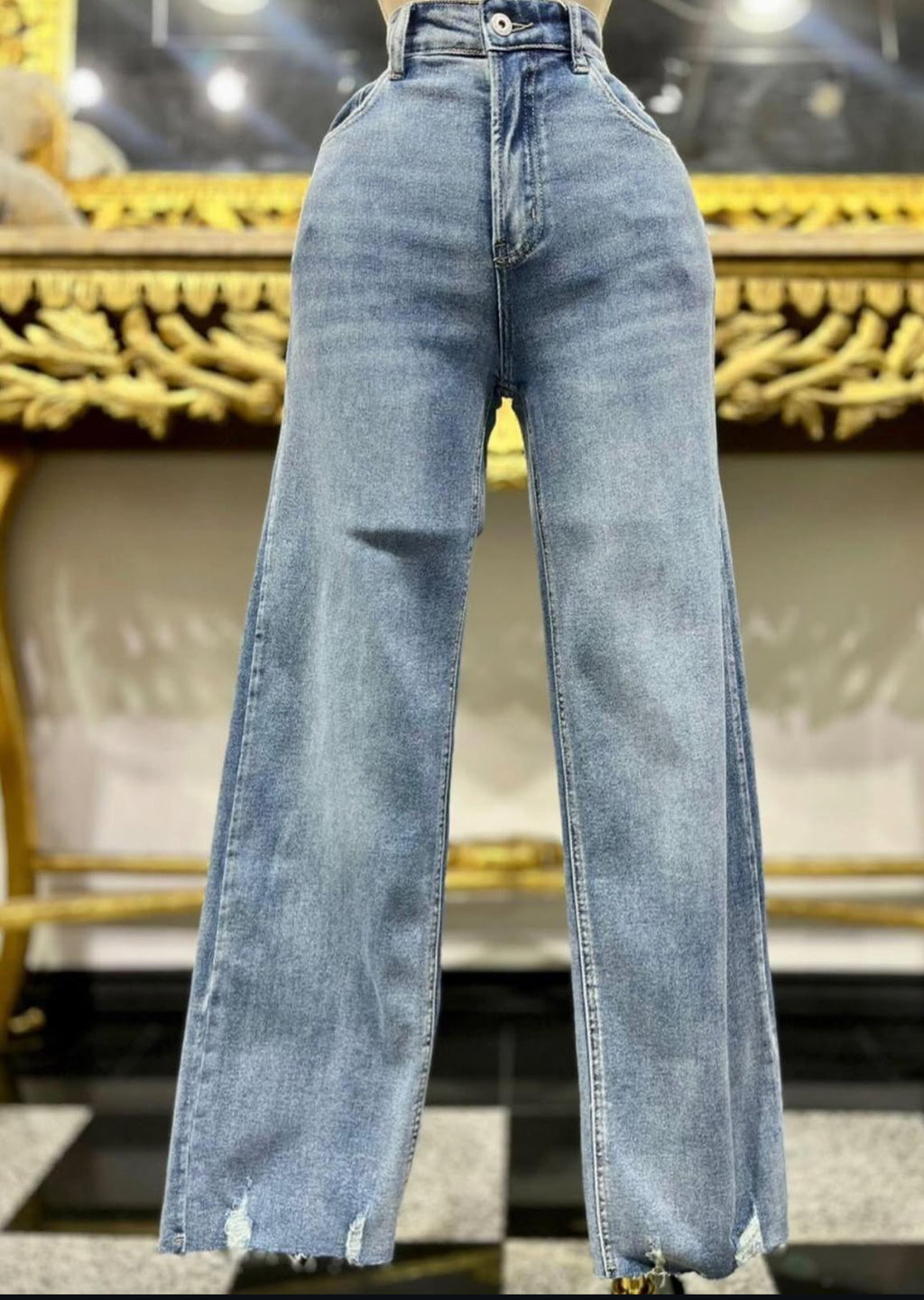 Light wash distressed jean